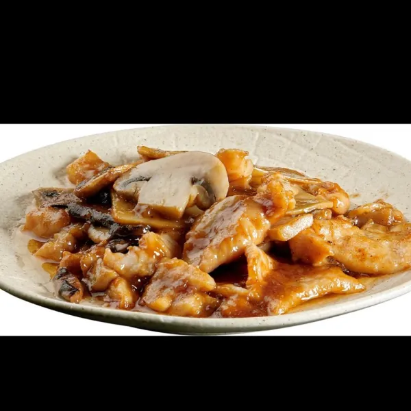 TERNERA CON BAMBÚ Y SETAS